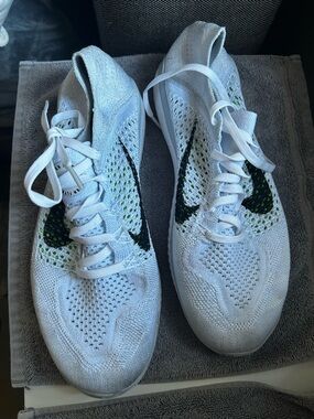 Nike Women’s Flyknit Running Shoes - White/Black/Green Accent